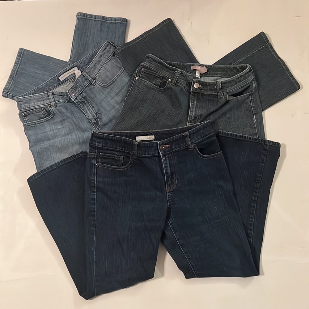 3 pairs Chico’s 5 pocket jeans sized 1 Short Dark Wash Medium Wash Faded Wash